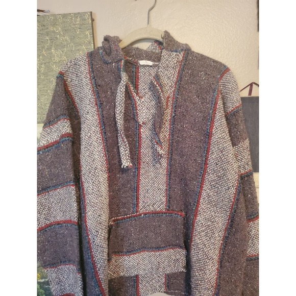 Small grey Baja poncho hoodie gently use - Picture 6 of 9